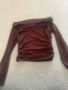 Amazon Off-Shoulder Long Sleeve Top in Brown